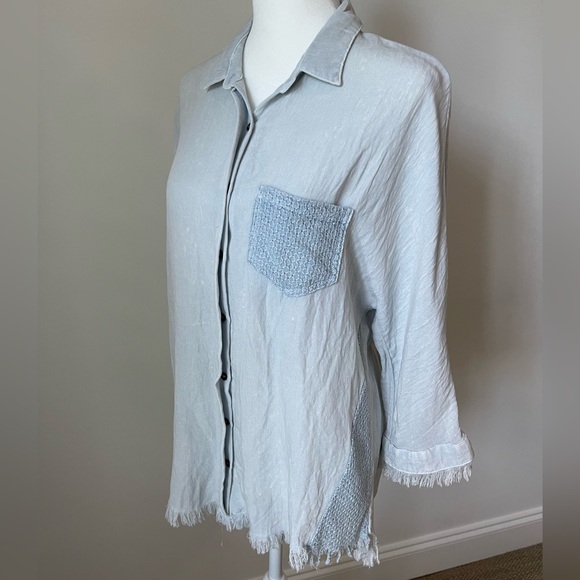 Umgee Acid-wash Button Down/Up with pocket & side details - Size S - Picture 11 of 15
